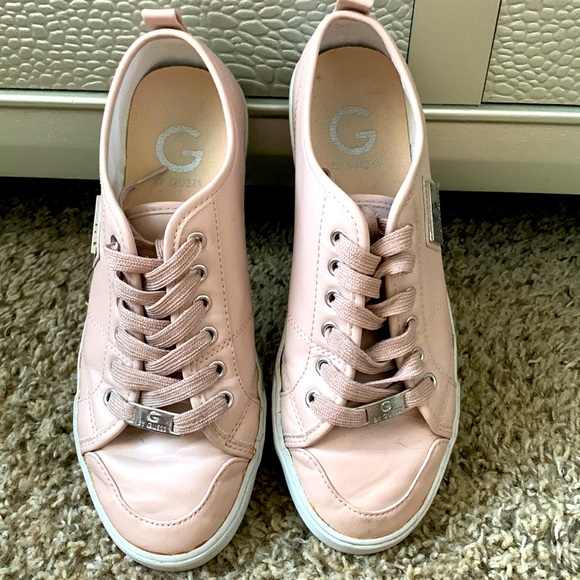 By Guess Shoes Light Pink With Glitter On Side And Light Glittered